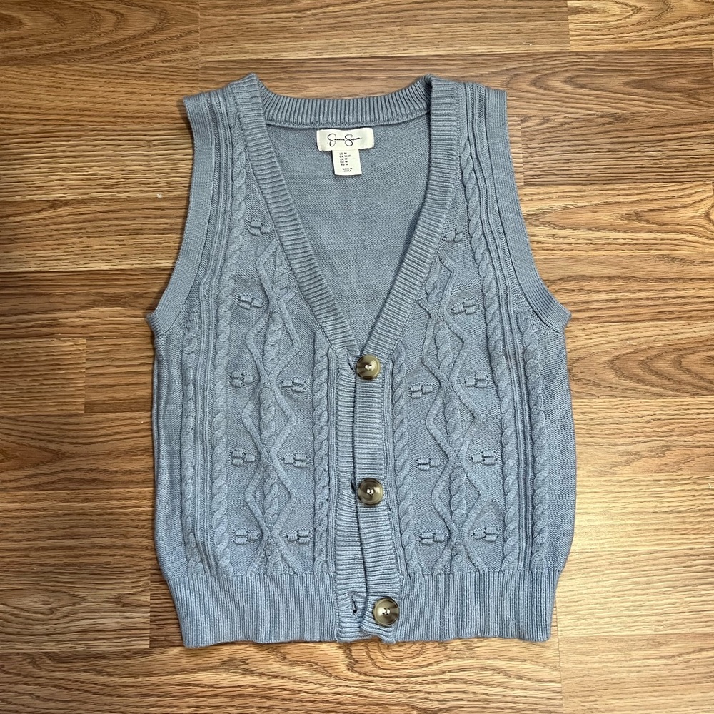 Sweater vest